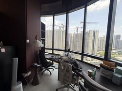 Woods Square (D25), Office #632392921